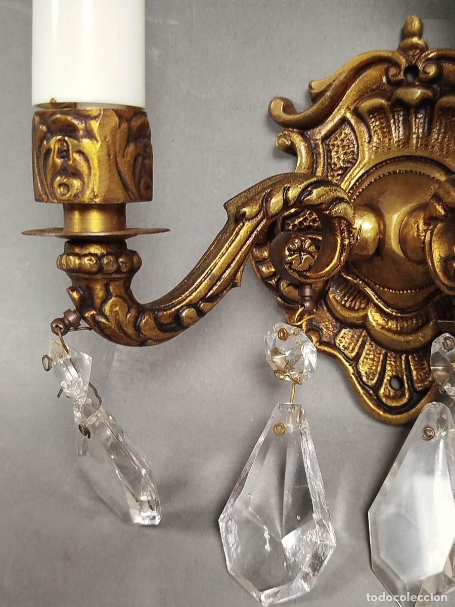 Vintage: APLIQUE DE DOS LUCES DE BRONCE Y CRISTAL - Foto 2