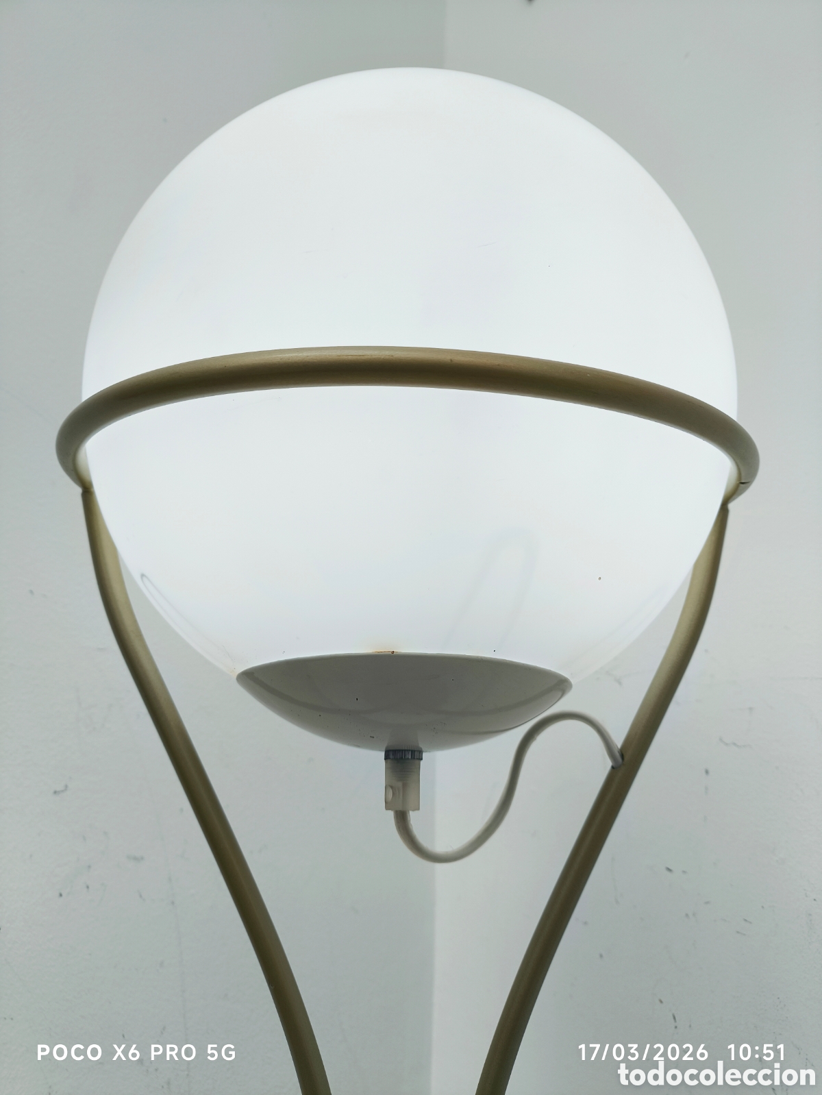 Vintage: L&aacute;mpara Retro Mesa Posmoderna Esfera Dorada - Foto 4
