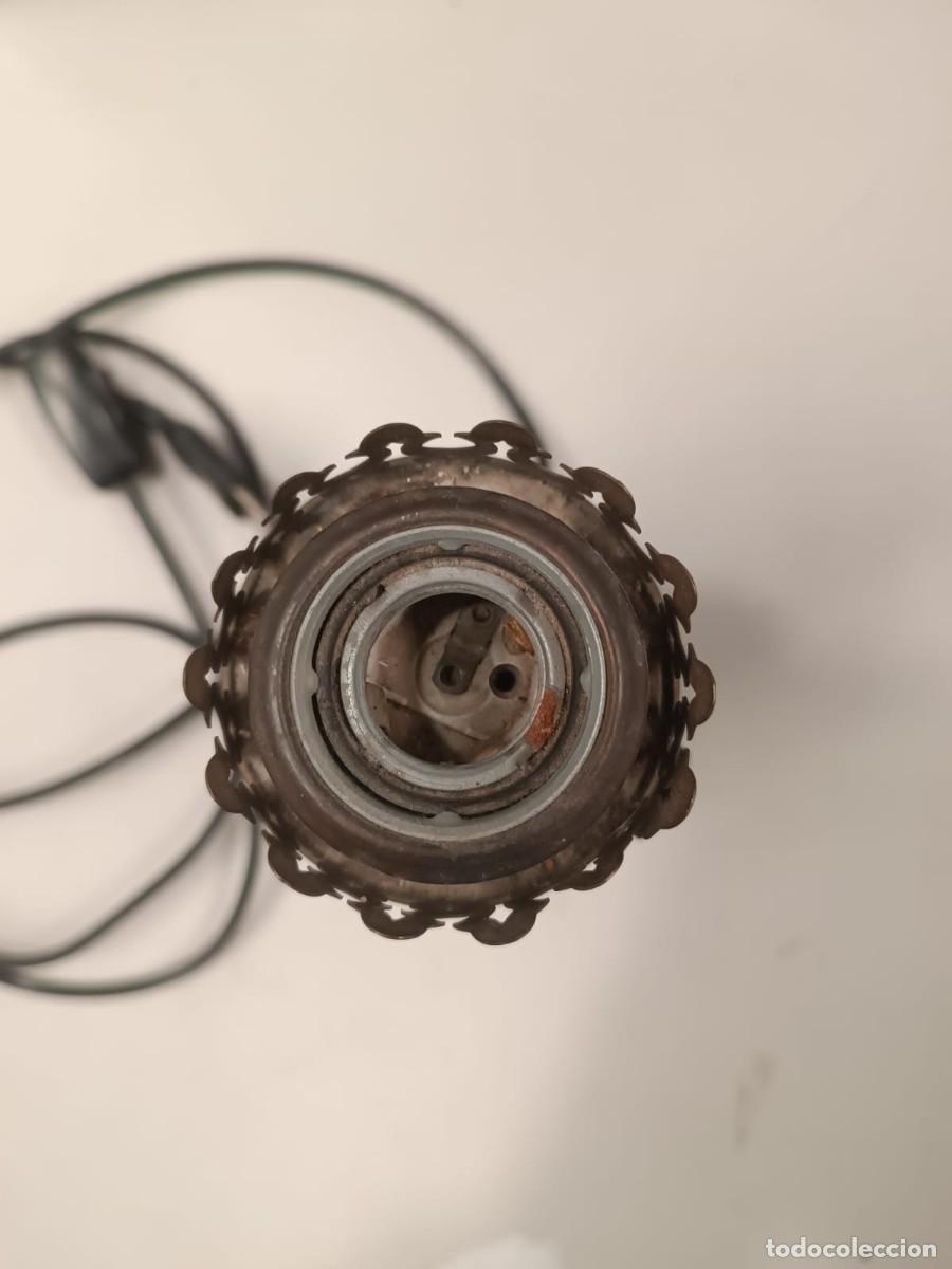 Vintage: Lampara quinqu&eacute; de sobremesa - Foto 2