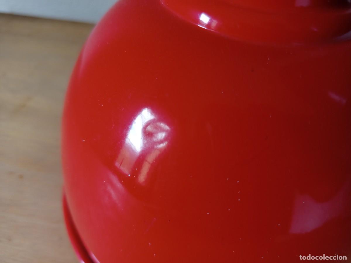 Vintage: L&aacute;mpara de techo roja.Vintage. - Foto 2