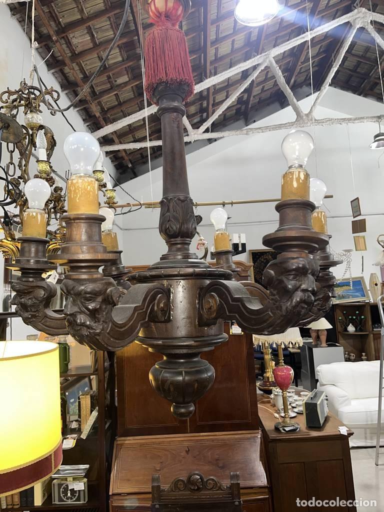 Vintage: ANTIGUA L&Aacute;MPARA DE MADERA - Foto 1