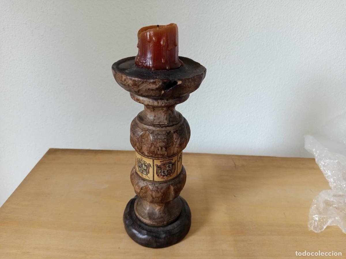 Vintage: Candelabro de madera antiguo.Hecho en Espa&ntilde;a - Foto 1
