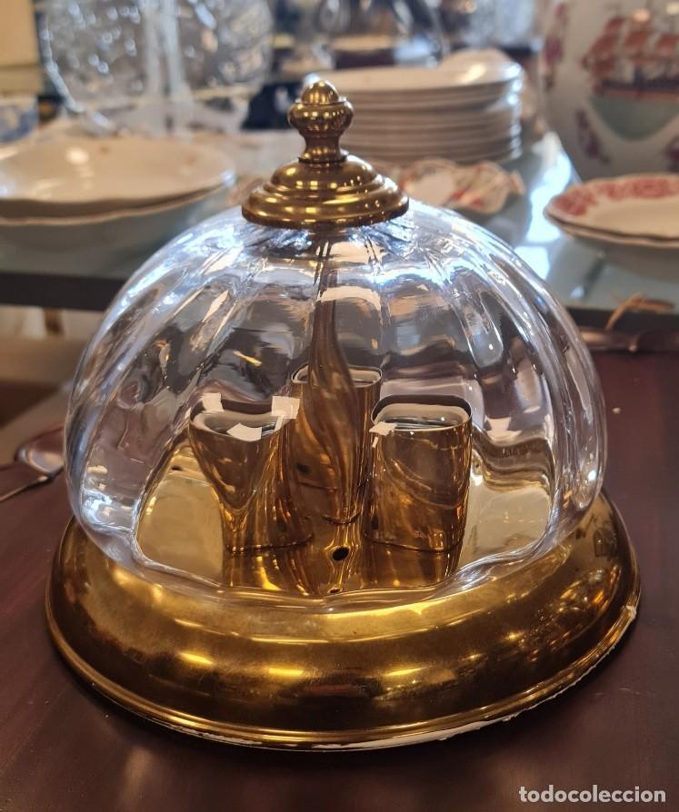 Vintage: Pareja de plafones vintage de lat&oacute;n y vidrio a&ntilde;os 70&ndash;80