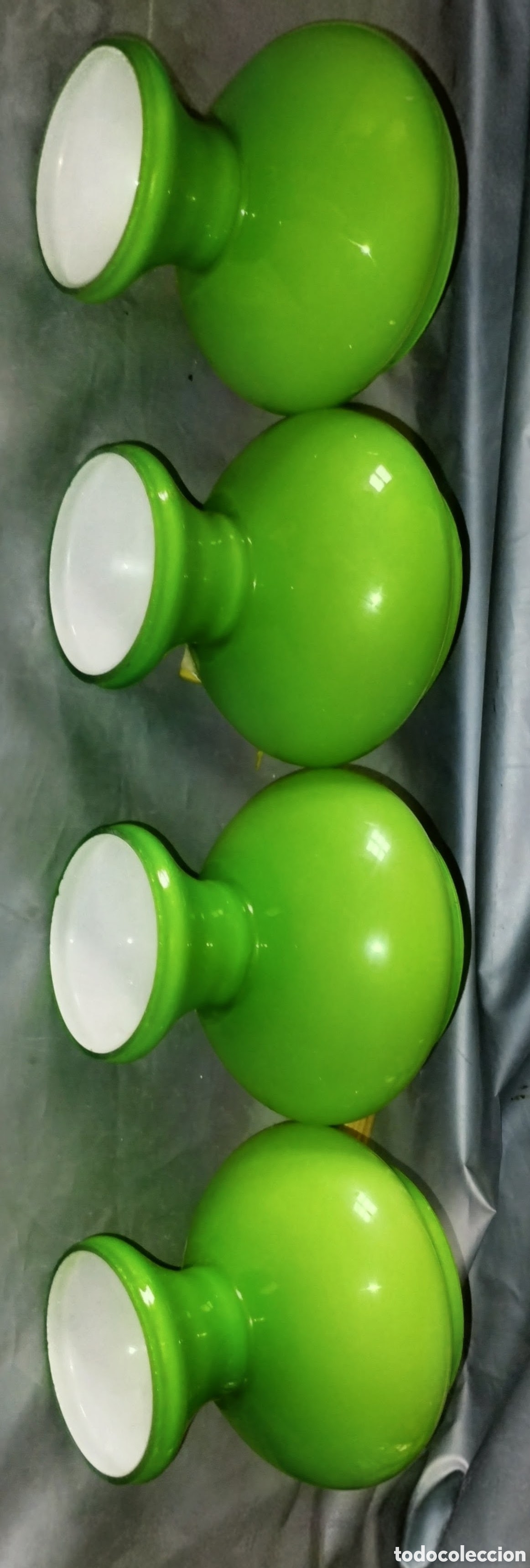 Vintage: 4 TULIPAS-PANTALLAS VINTAGE de CRISTAL enCOLOR VERDE a&ntilde;os 60 TODAS COMPLETAMENTE NUEVAS SIN ESTRENAR