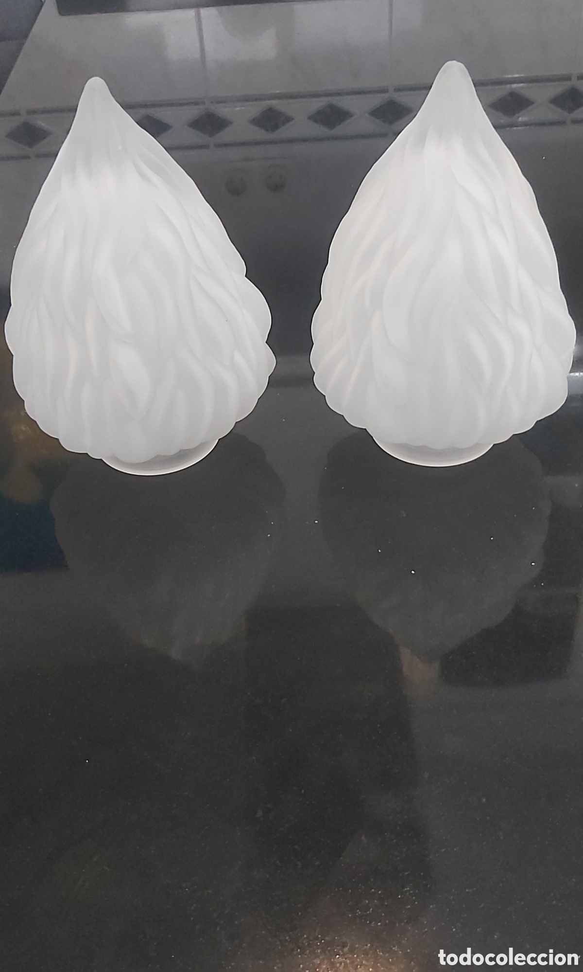 Vintage: Pareja de Tulipas Monumentales &rdquo;Llama&rdquo; (24cm) - Cristal Esmerilado Vintage A&ntilde;os 50/60