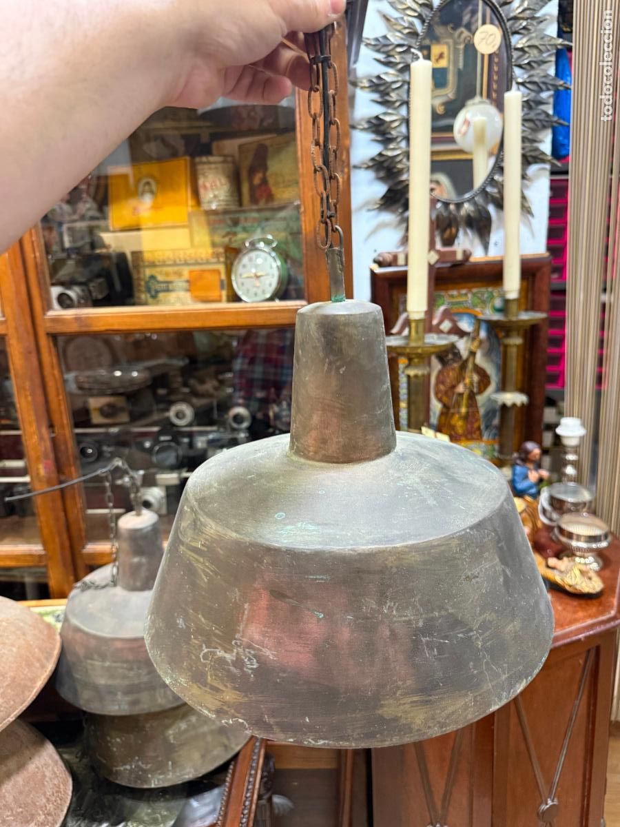 Vintage: ANTIGUA LAMPARA PLAFON ESTILO INDUSTRIAL DE METAL - MEDIDA 30X30 CM