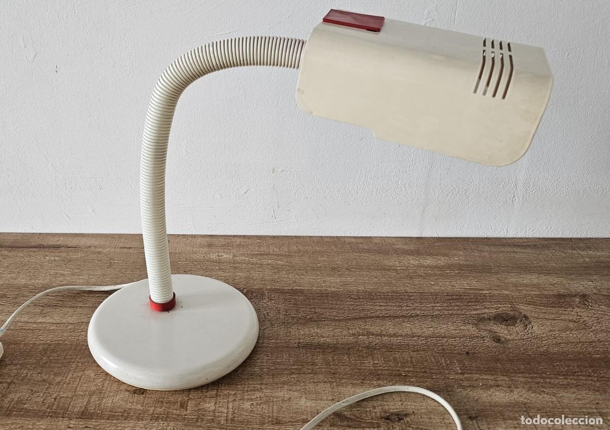 Vintage: L&aacute;mpara flexo vintage a&ntilde;os 70 - Targetti Sankey - Italia - Blanca -similar a fase