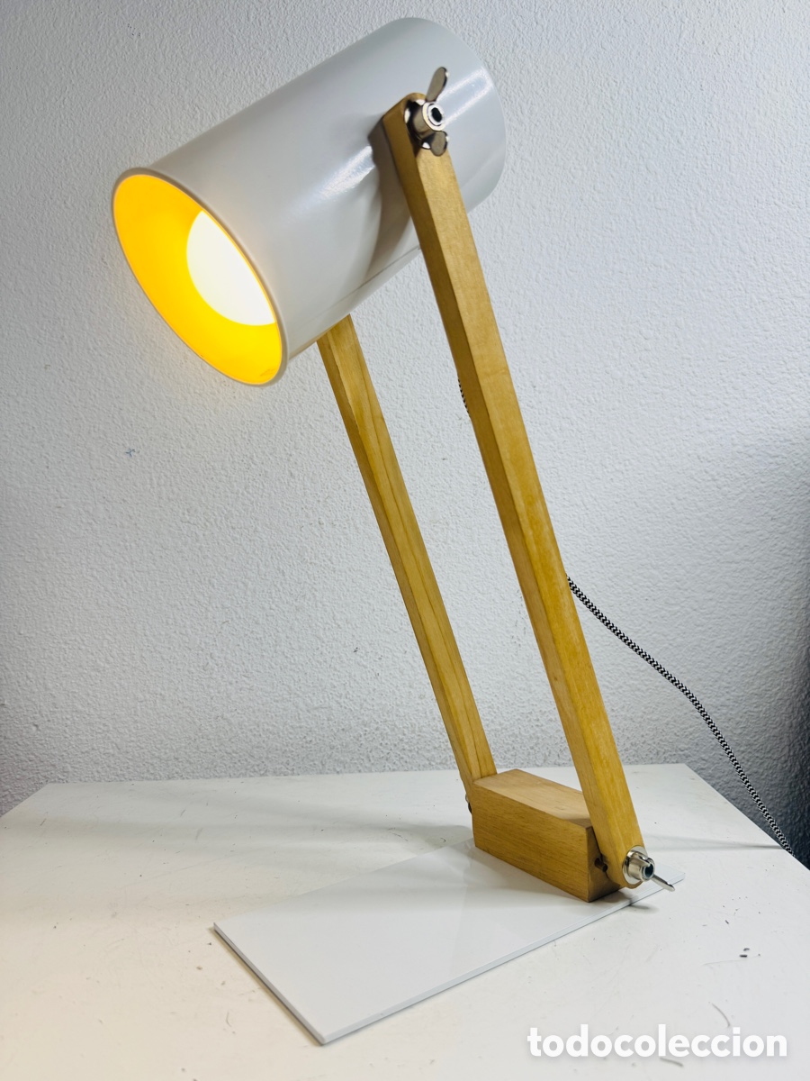 Vintage: L&aacute;mpara Escritorio Articulada Minimalista