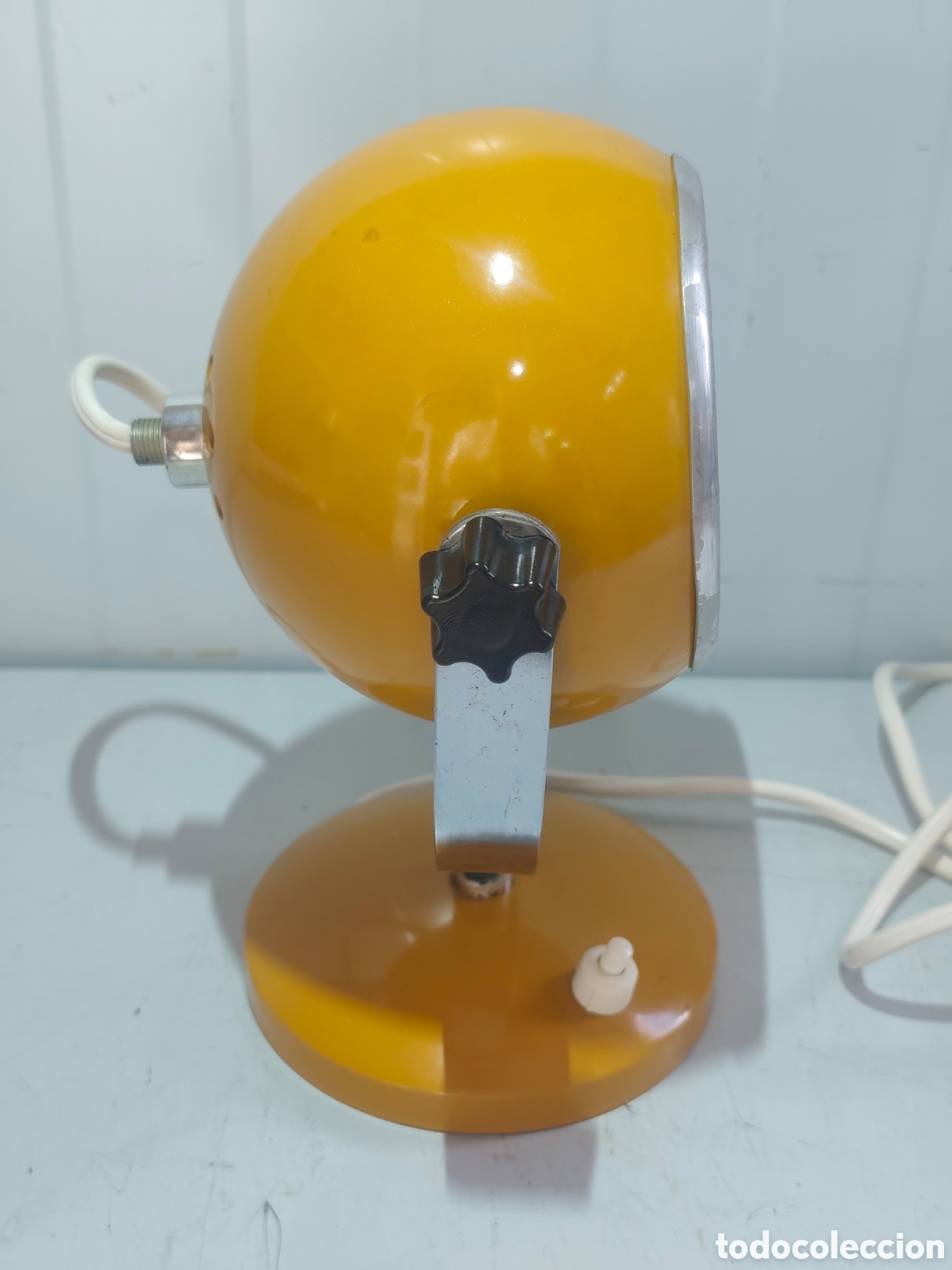 Vintage: L&aacute;mpara de Mesa Vintage &rdquo;Foco Eyeball&rdquo; - Dise&ntilde;o Space Age A&ntilde;os 70