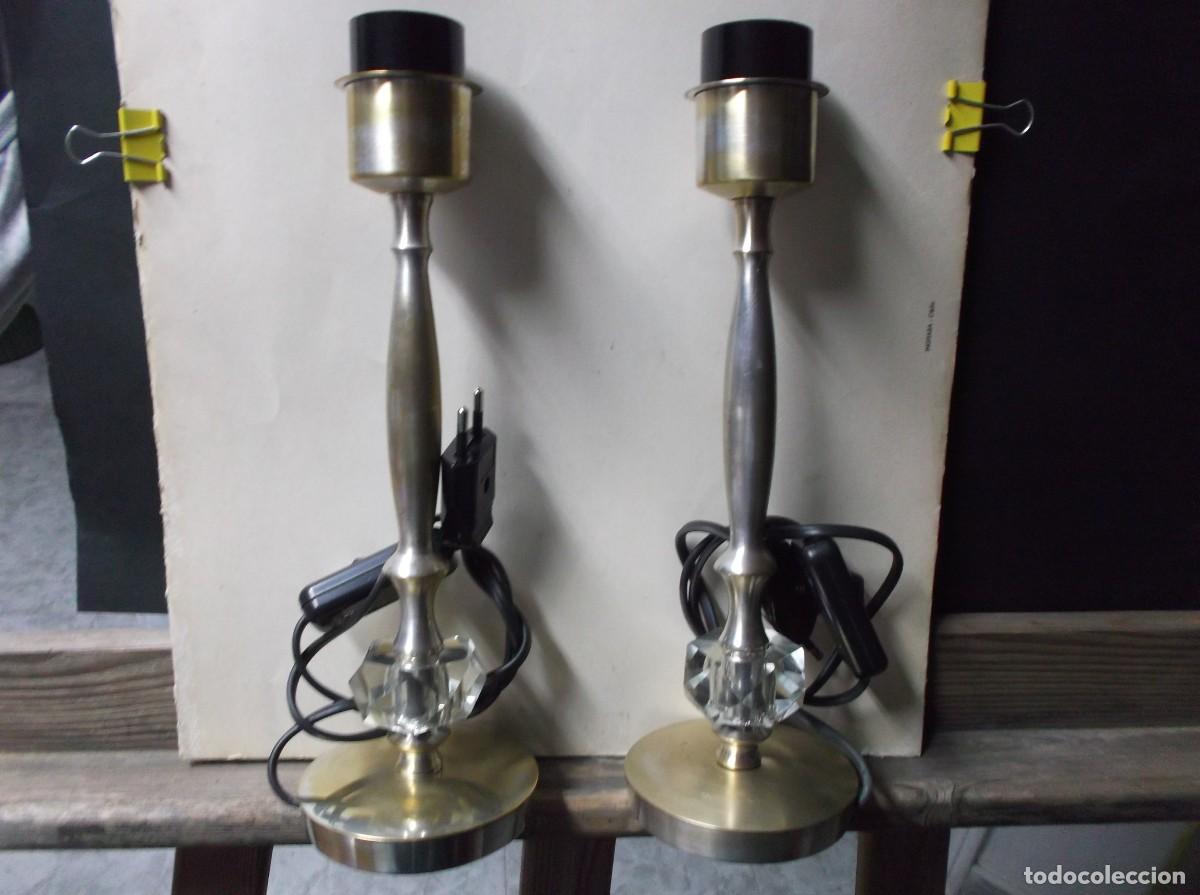 Vintage: CANDELABROS (2) METAL PLATEADO Y BOLAS DE CRISTAL PARTE - BAJA SIN TULIPA