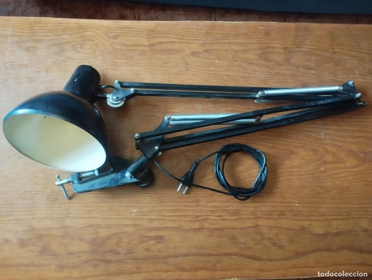 Vintage: L&aacute;mpara de escritorio tipo flexo para arquitecto