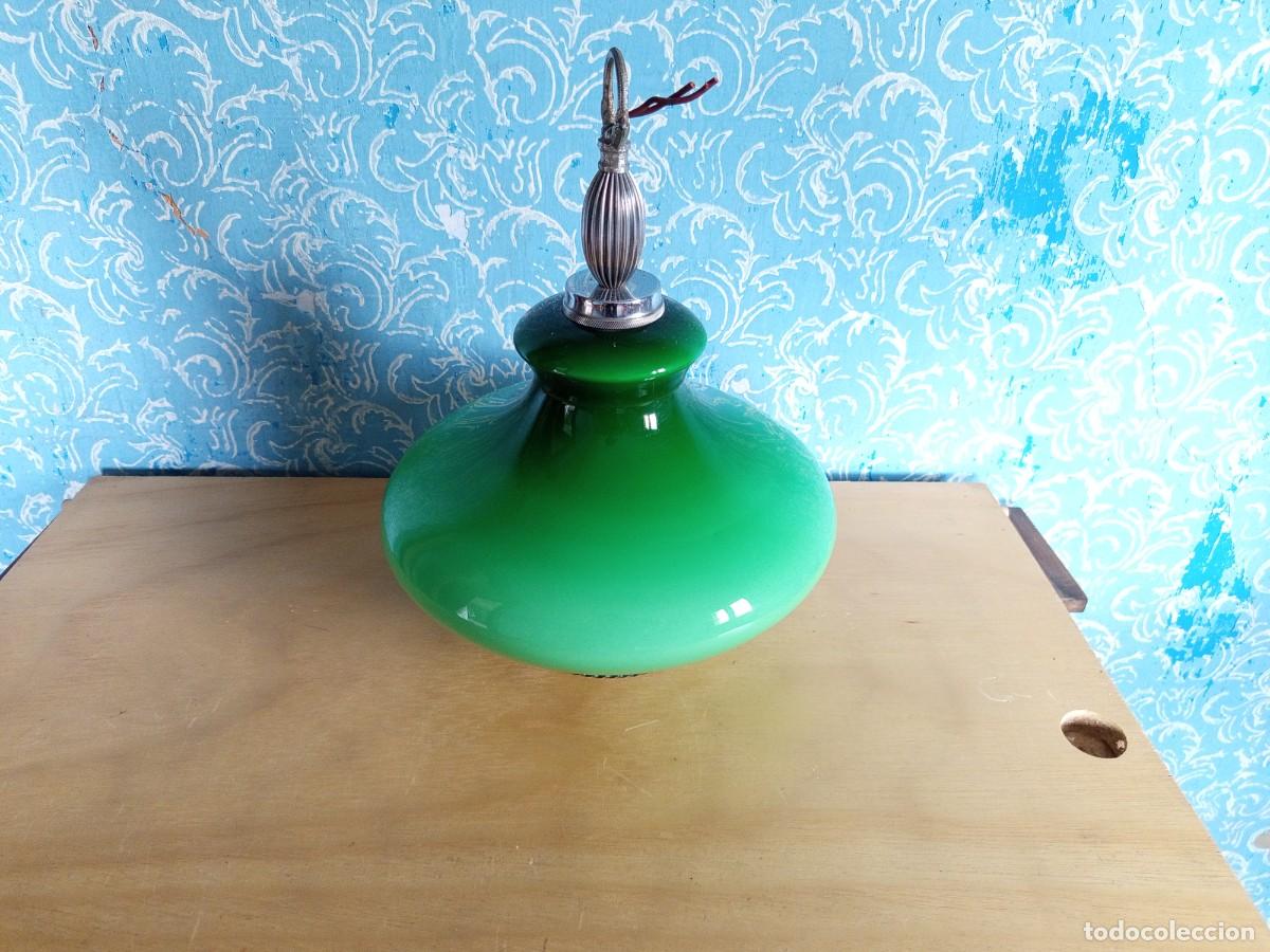 Vintage: L&aacute;mpara colgante Opalina verde de vidrio vintage