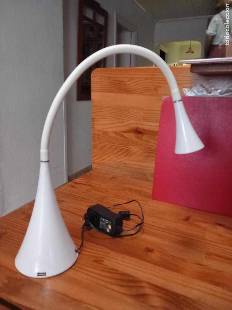 Vintage: Lampara flexo con forma de cono como base. mide total 66cm. 1970 - Foto 2