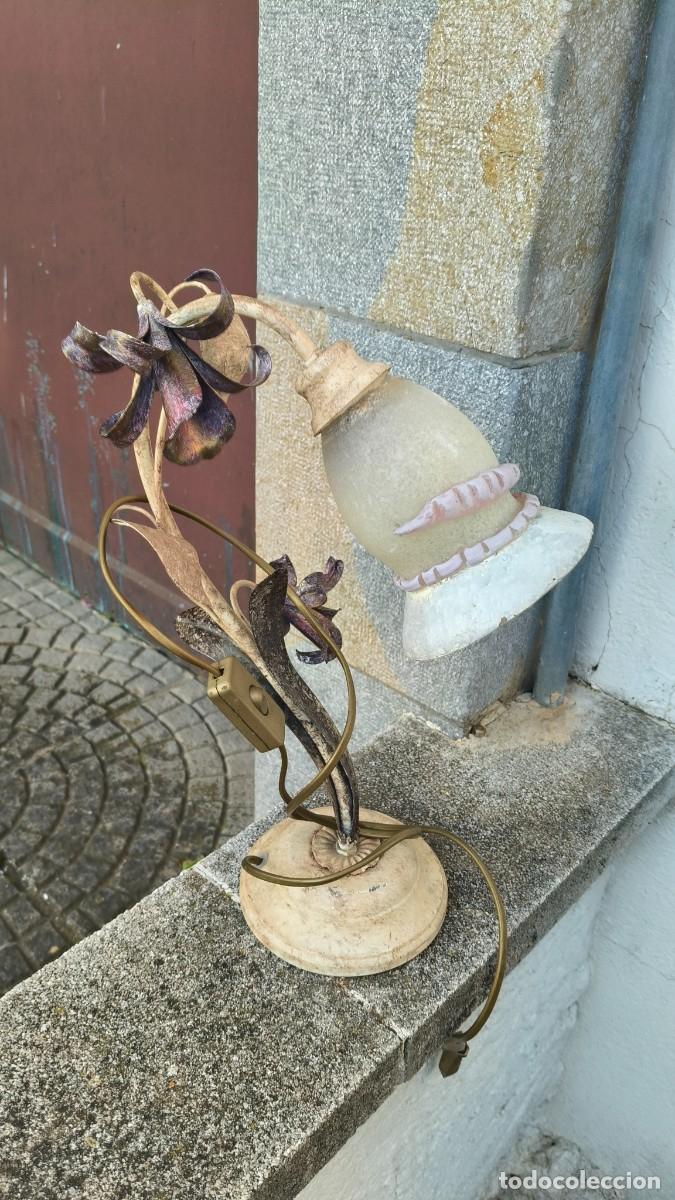 Vintage: Lampe disignervintage Sergio terzani fer forg&eacute; et patte de verre