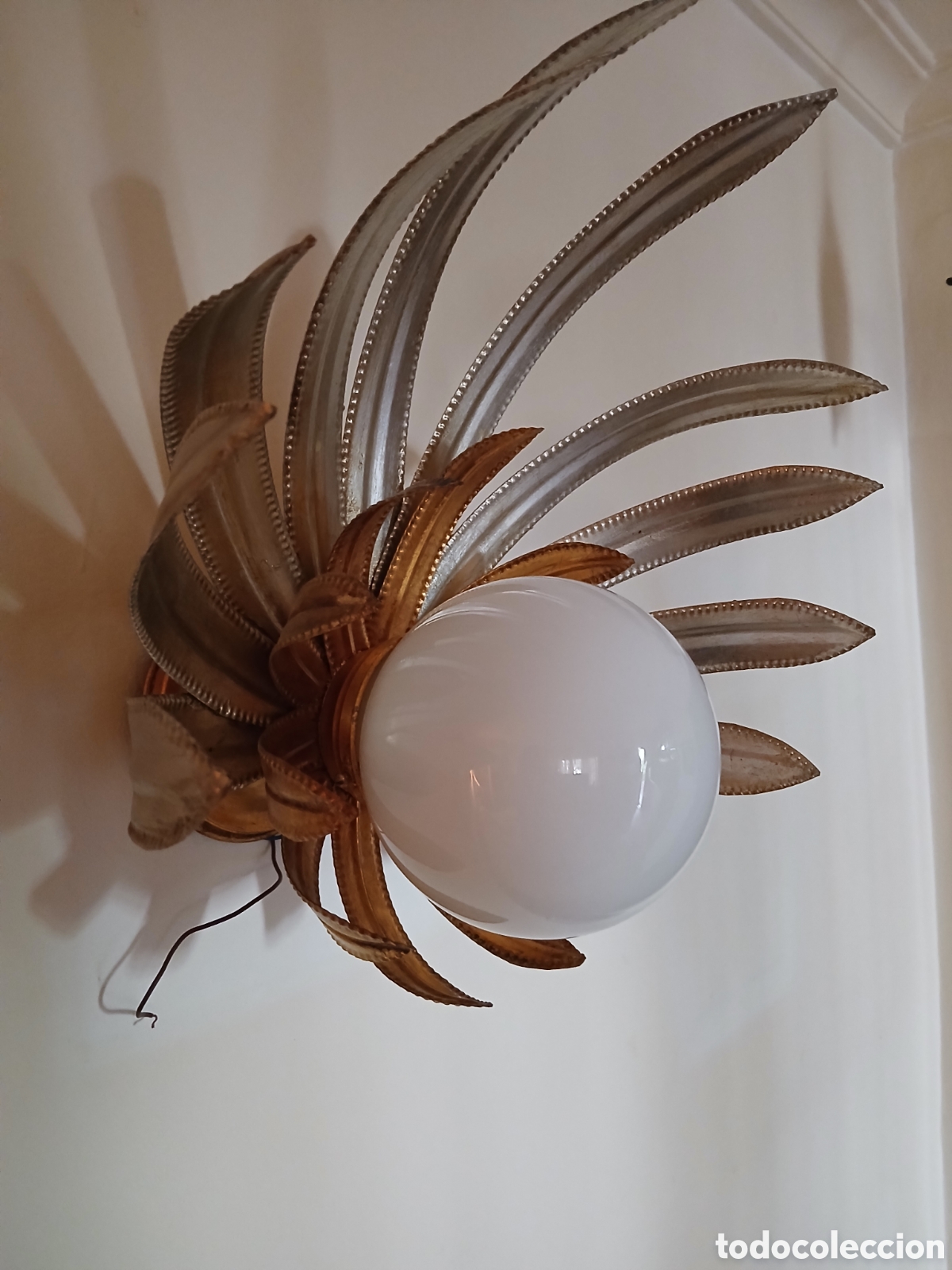 Vintage: Aplique Sunburst Flower metal dorado y plateado 1970's