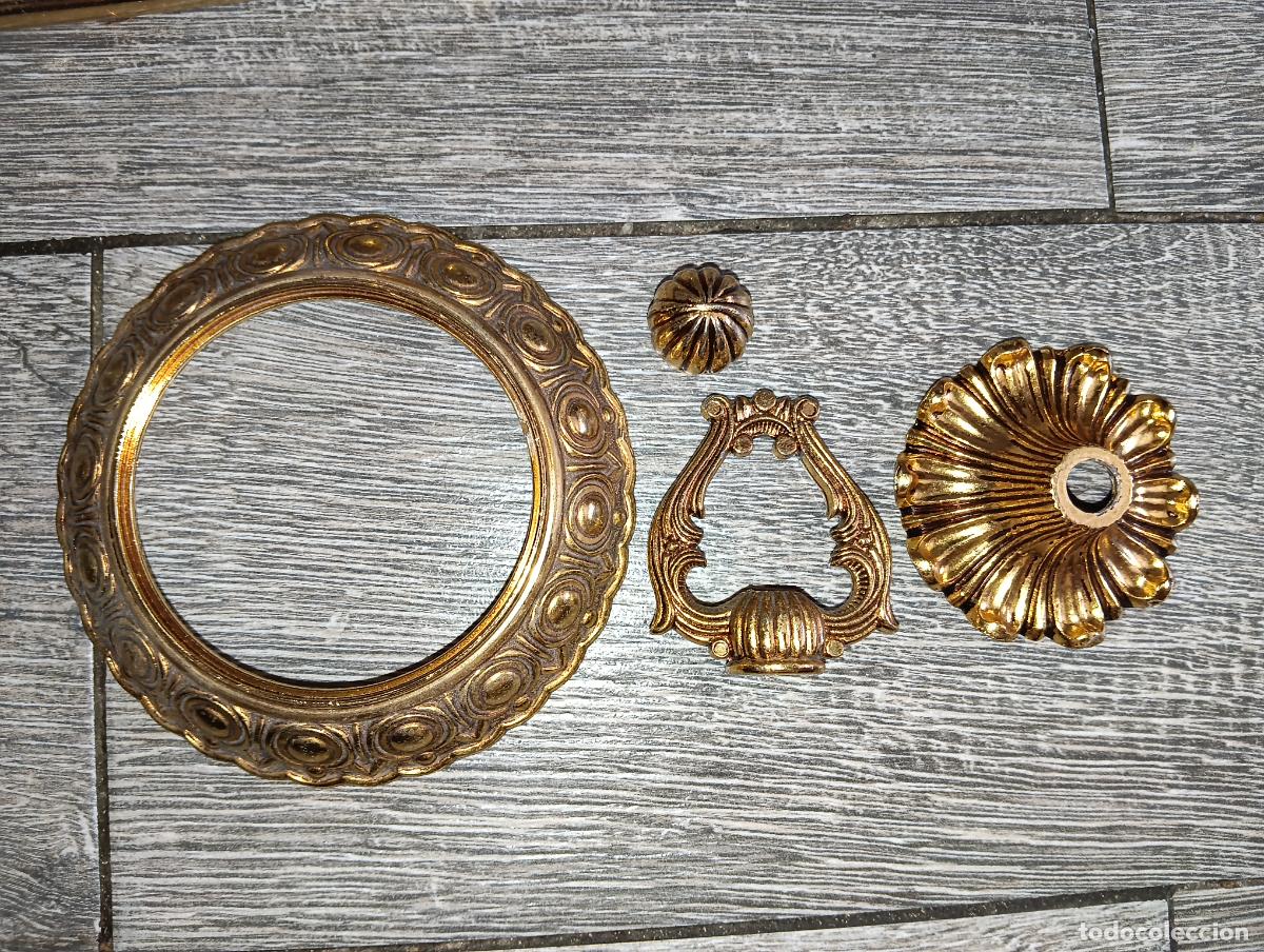Vintage: Lote de Componentes y Herrajes Decorativos Vintage en Bronce Dorado