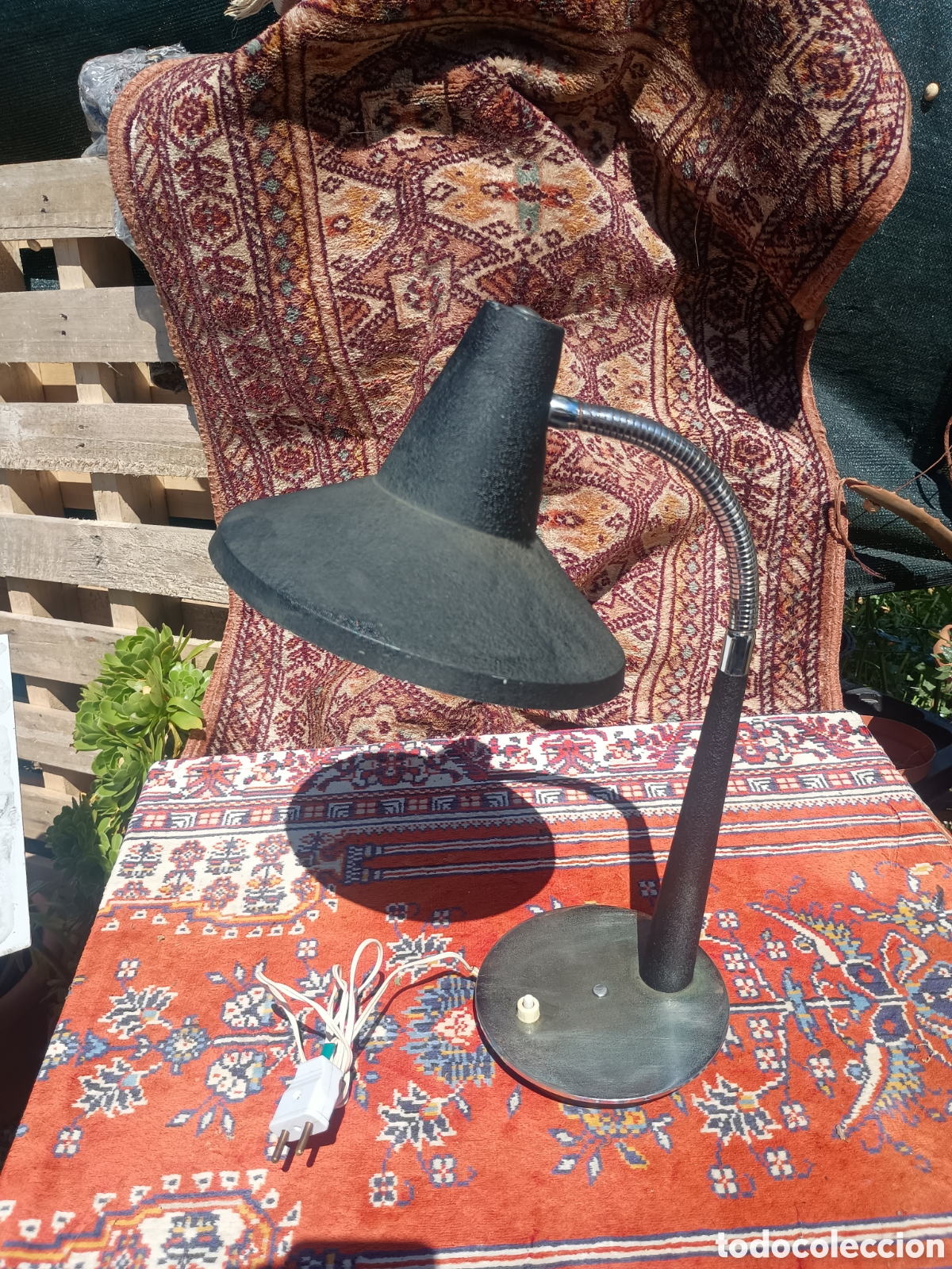 Vintage: L&aacute;mpara escritorio negro