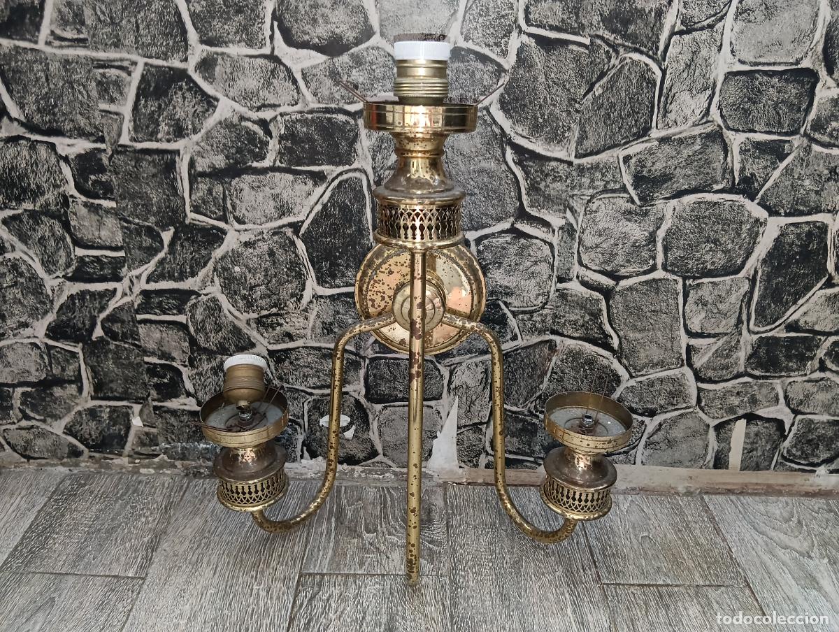 Vintage: Antiguo Aplique de Pared de Lat&oacute;n - Estilo Vintage - 3 Luces - Para Restaurar 46x39