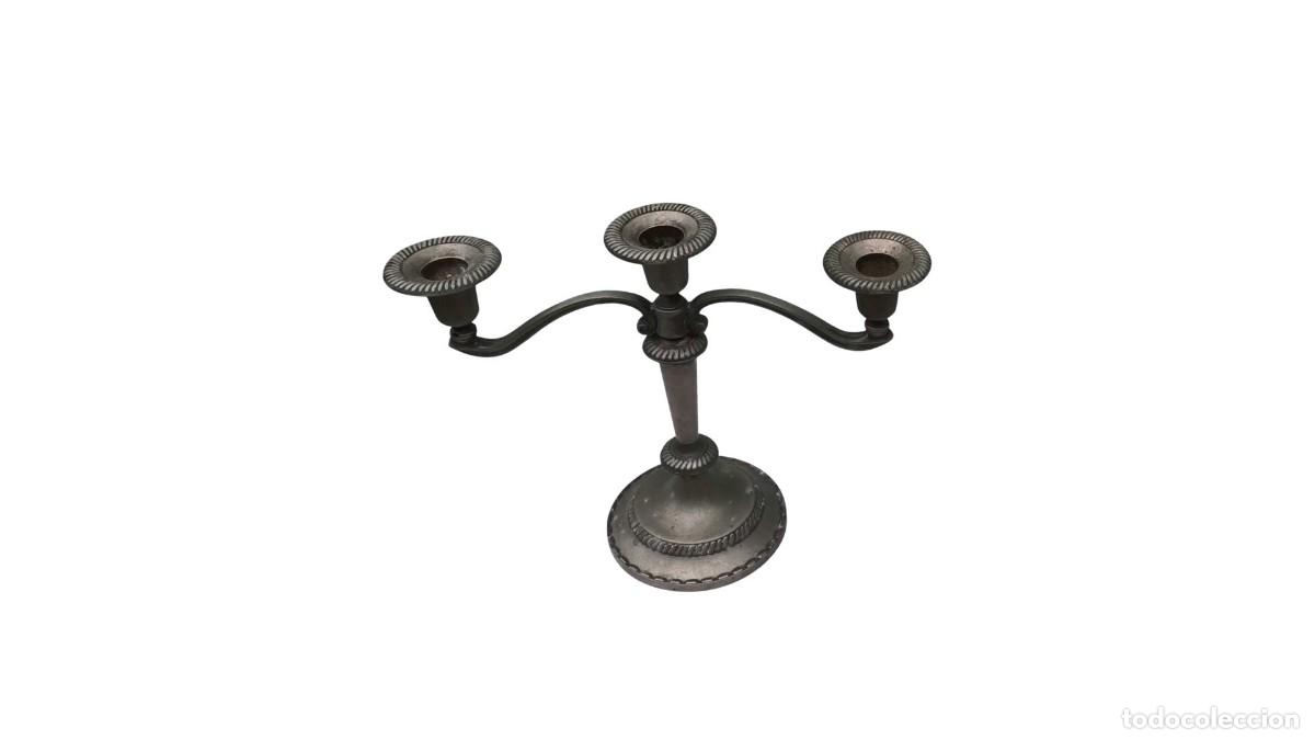 Vintage: Candelabro Antiguo Ingl&eacute;s &ndash; Tres Brazos para Velas &ndash; Ba&ntilde;ado en Plata &ndash; Estilo Victoriano o Georgiano