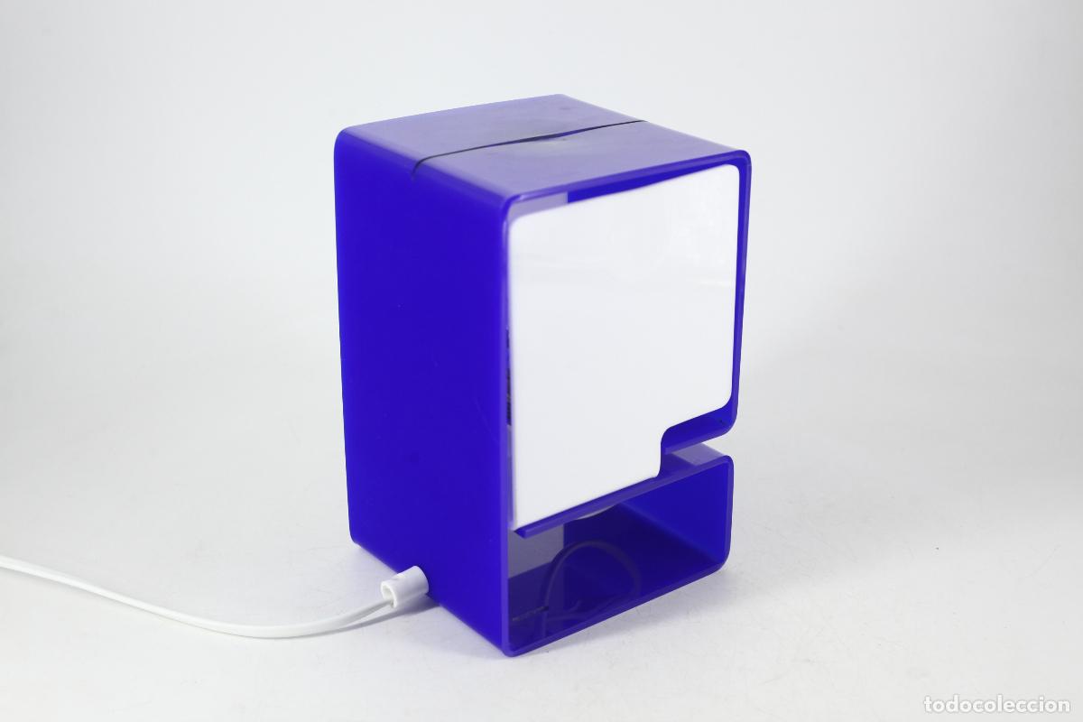 Vintage: L&aacute;mpara Stoa sobremesa metacrilato azul retro vintage Espa&ntilde;a 70s