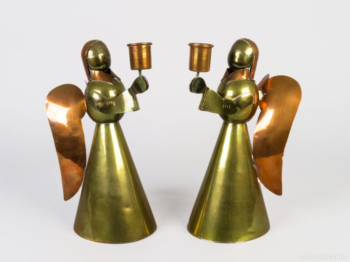 Vintage: Pareja de candeleros en forma de &aacute;ngel de lat&oacute;n dorado y cobre M&eacute;xico mediados del siglo XX