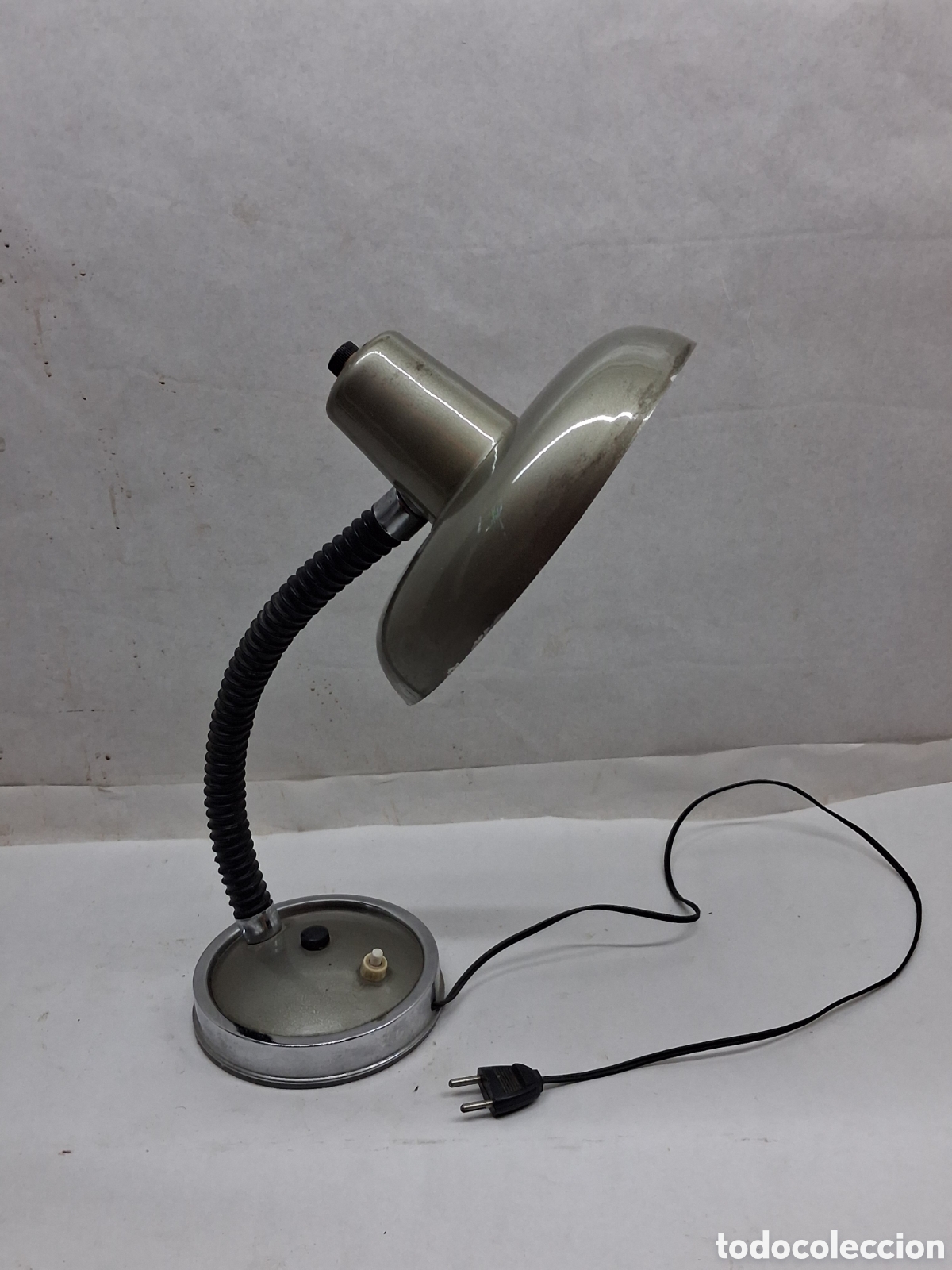 Vintage: L&aacute;mpara flexo a&ntilde;os 70 - Foto 1