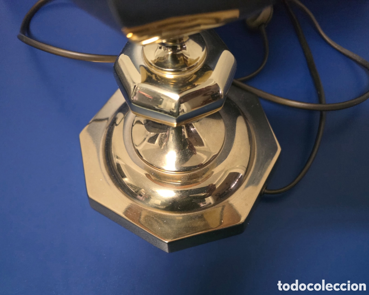 Vintage: L&aacute;mpara de sobremesa en lat&oacute;n estilo cl&aacute;sico - Foto 2