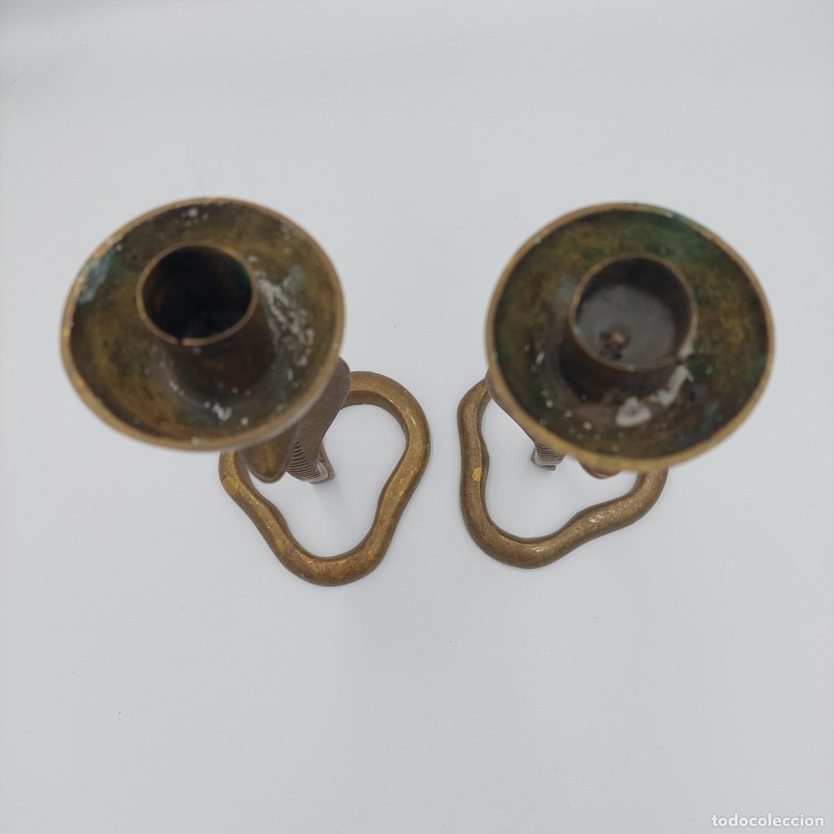 Vintage: Pareja de candelabros laton cobra - Foto 6