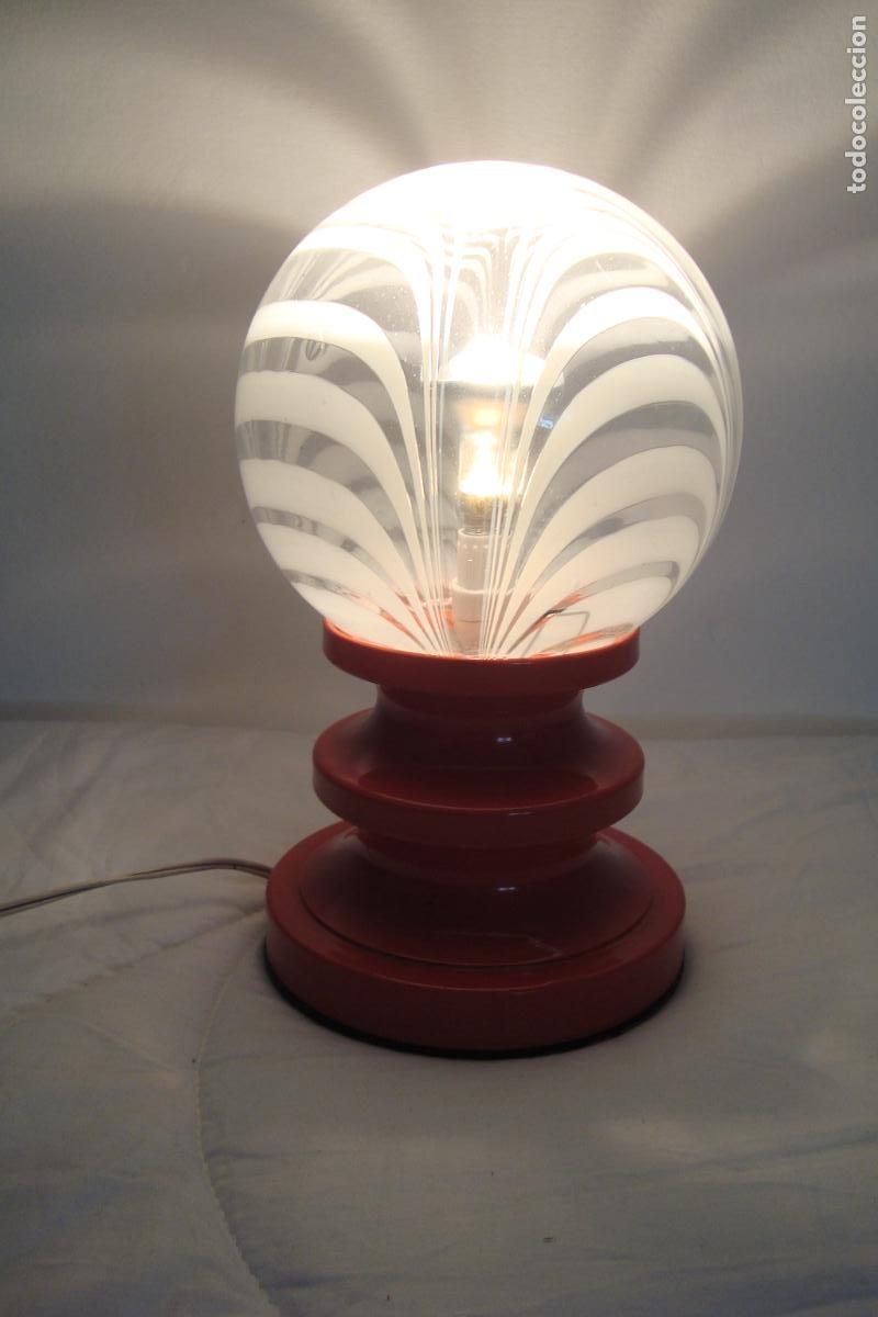 Vintage: ANTIGUA LAMPARA MESA RETRO VINTAGE POP OPTICO MAZZEGA MURANO A&Ntilde;OS 60.