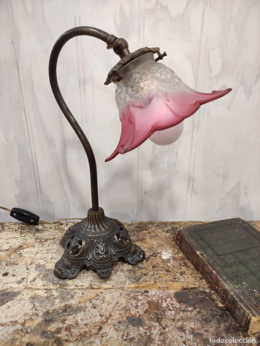 Vintage: Lampara de mesa estilo modernista