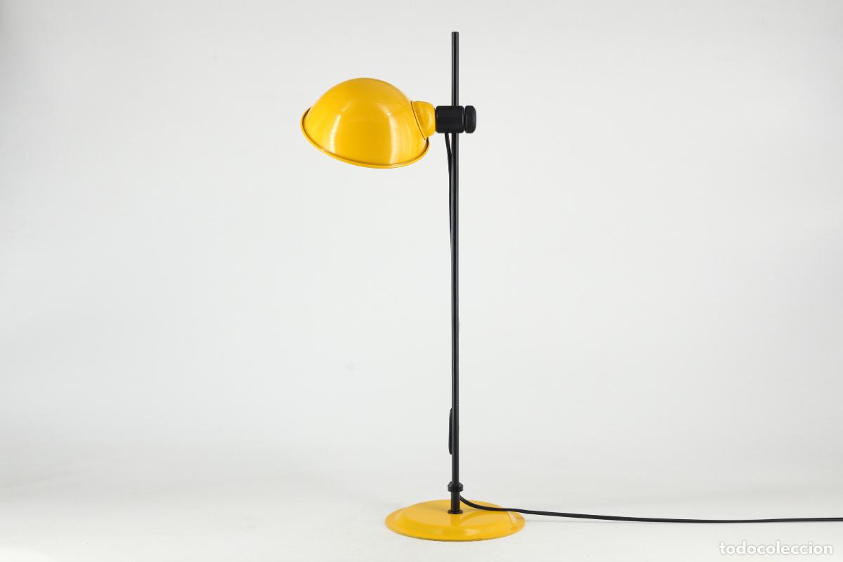 Vintage: lampara sobremesa vintage Taller Uno modelo MOD a&ntilde;os 80 orientable amarillo Espa&ntilde;a
