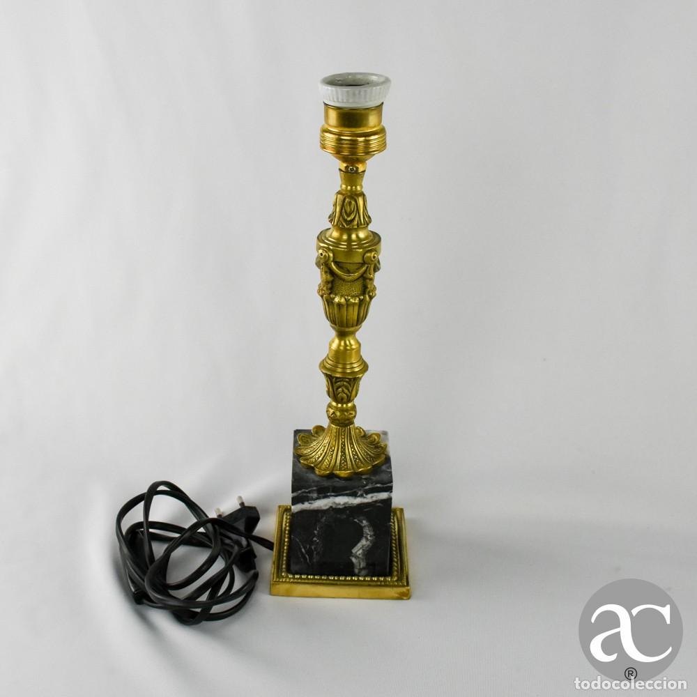 Vintage: Par de Candeeiros de mesa em bronze e m&aacute;rmore, estilo Lu&iacute;s XVI - Foto 2