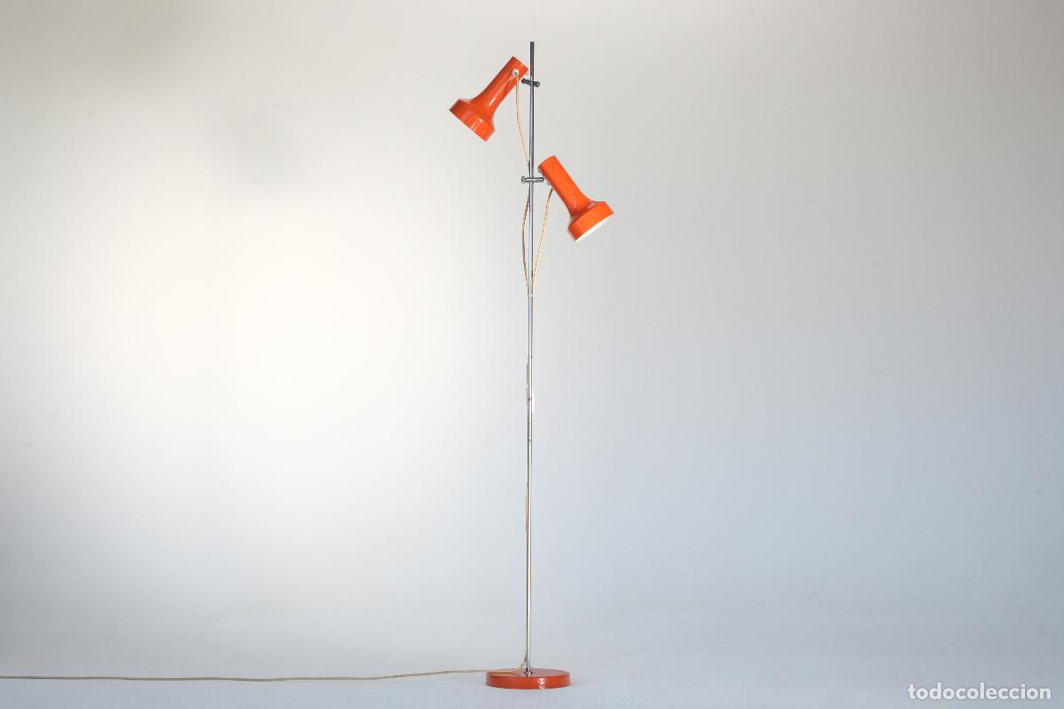 Vintage: l&aacute;mpara de pie Stralux orientable metal cromado naranja Suiza a&ntilde;os 70 vintage