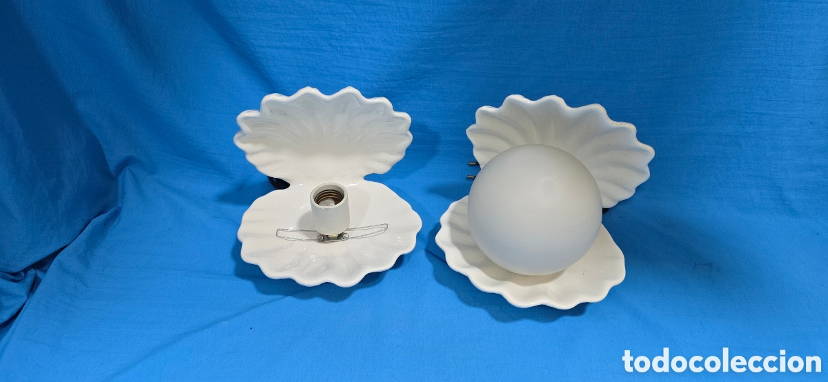 Vintage: PAREJA DE LAMPARAS EN FORMA DE CONCHA COLOR BLANCO . FUNCIONAN . FALTA UNA TULIPA O PERLA . MANISES