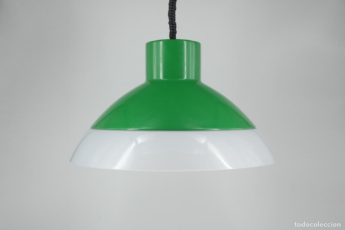 Vintage: l&aacute;mpara de techo Metalarte vintage industrial verde sube baja 70's Espa&ntilde;a retro
