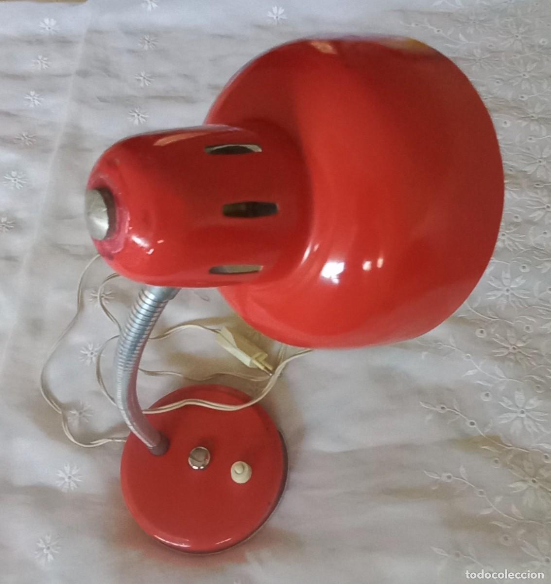 Vintage: Antiguo Flexo de Sobremesa de Metal Lacado Rojo - Estilo Industrial Vintage A&ntilde;os 60 (Funcionando)