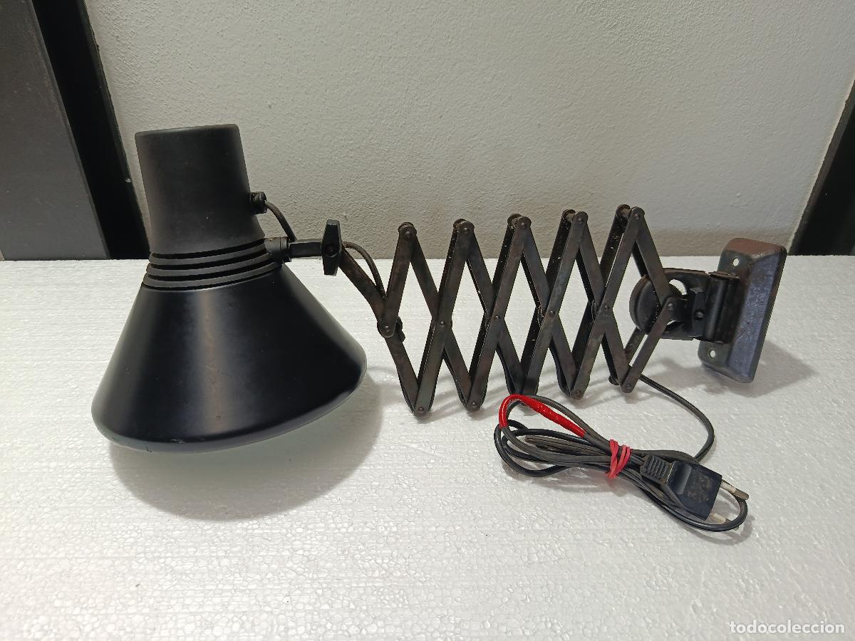 Vintage: LAMPARA FASE ORIGINAL ACORDEON EXTENSIBLE TIJERA FUELLE NEGRA. FUNCIONANDO.