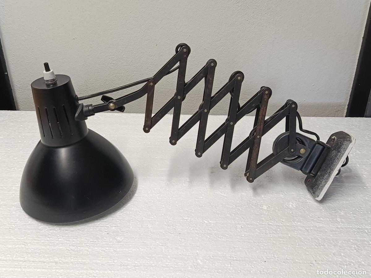 Vintage: LAMPARA VINTAGE ORIGINAL ACORDEON EXTENSIBLE TIJERA FUELLE METALICA.. FUNCIONANDO.