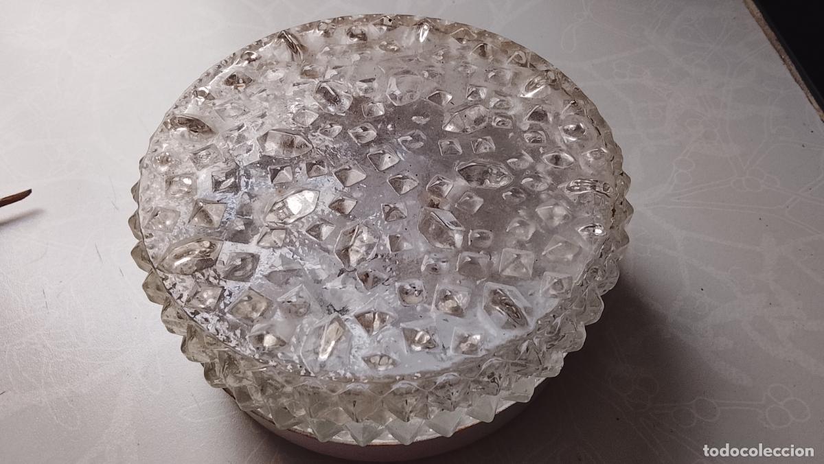 Vintage: FOCO ILUMINACION CRISTAL ANTIGUO DE TECHO LAMPARA DE PASILLO O ESCALERA. SIN USAR ANTIGUA