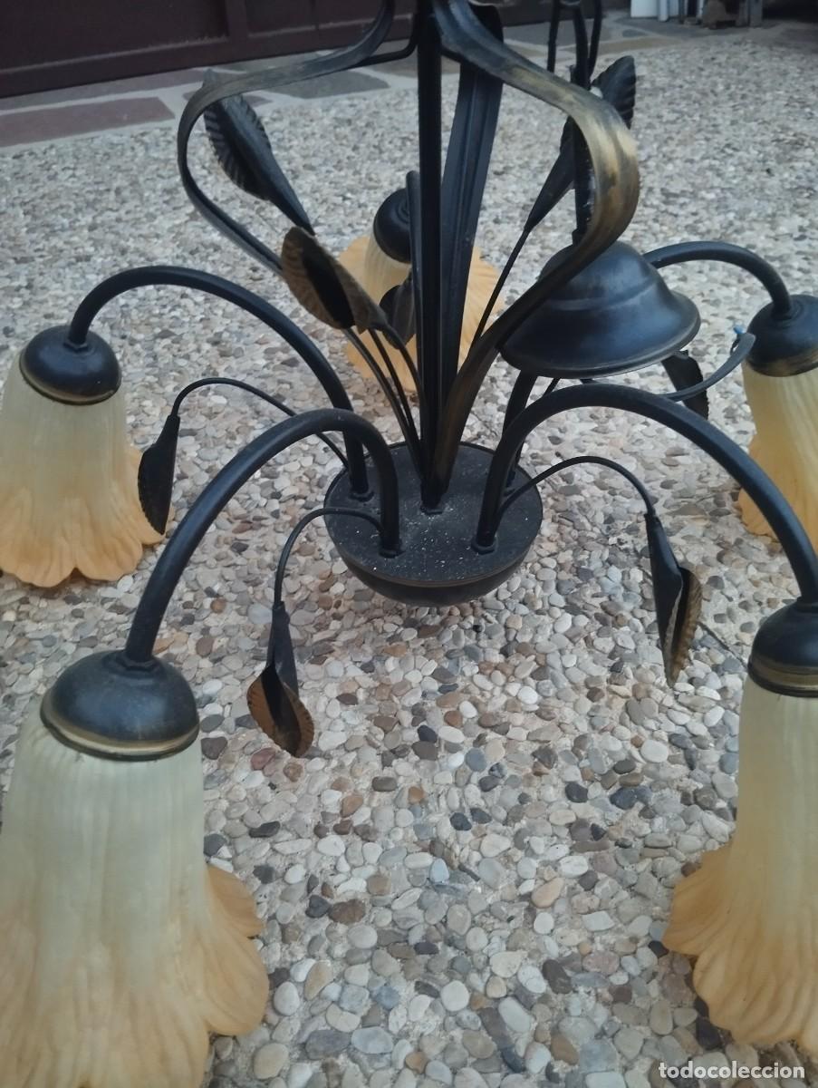 Vintage: Lampara retro de forja con tulipanes - Foto 1