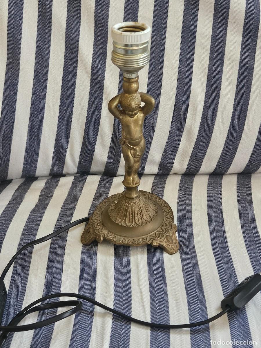 Vintage: Antigua Lampara De Sobremesa De Bronce Con La Figura Cl&aacute;sica De Un Querub&iacute;n O &Aacute;ngel, De 1965.