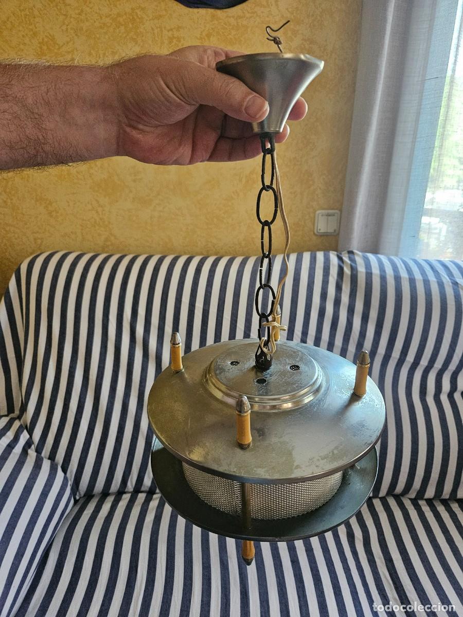 Vintage: Bonita Y Original Lampara De Techo Vintage Con Dise&ntilde;o Circular Y Pantalla De Malla.