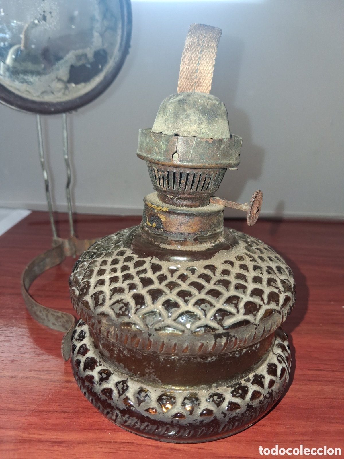 Vintage: Quinqu&eacute; o l&aacute;mpara de petroleo/aceite