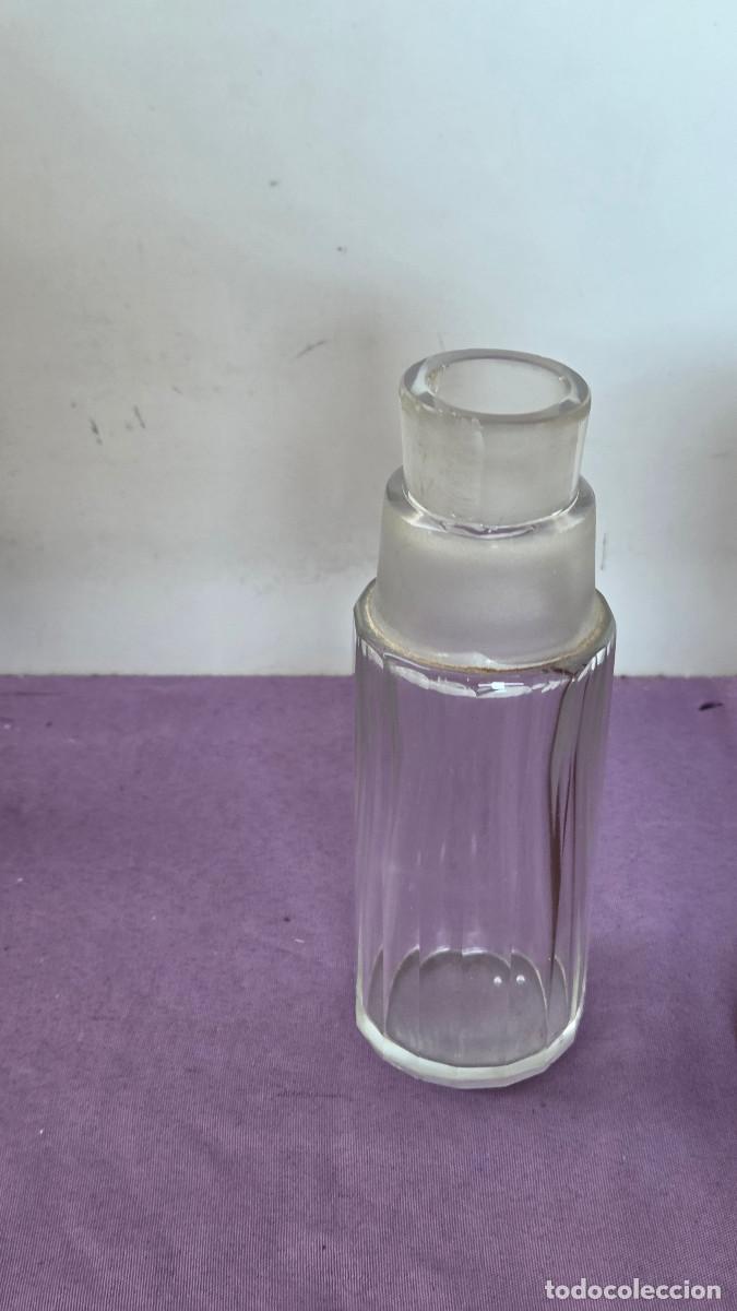 Vintage: bote antiguo de cristal forro de cuero - Foto 2
