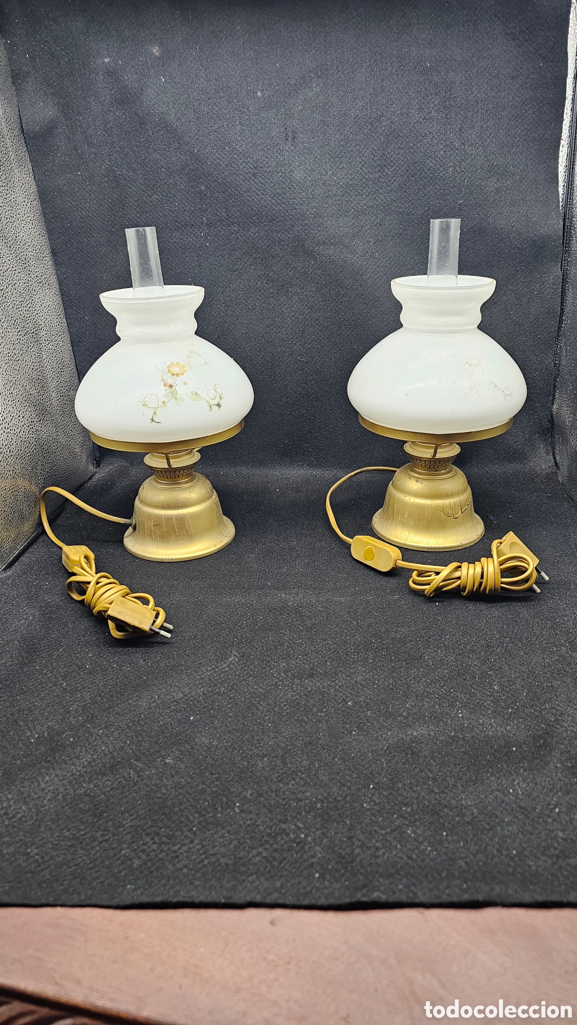 Vintage: L&aacute;mparas de mesa vintage estilo quinque