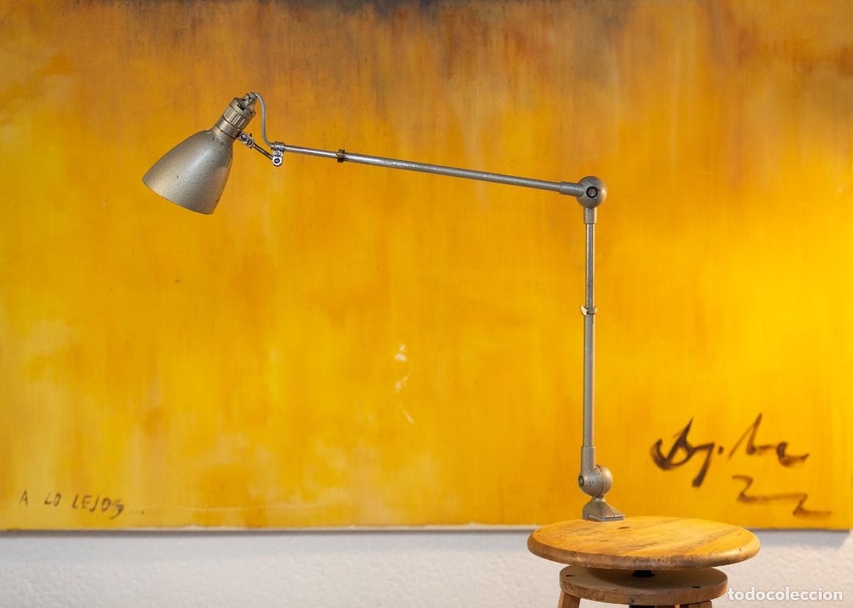 Vintage: L&aacute;mpara industrial Francesa de la marca Lumina de los a&ntilde;os 50