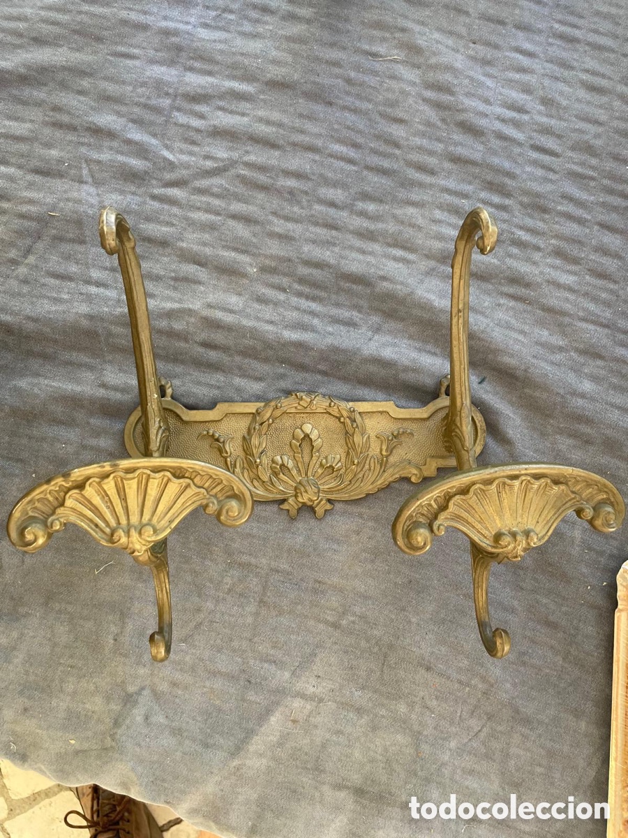 Vintage: Perchero franc&eacute;s de bronce