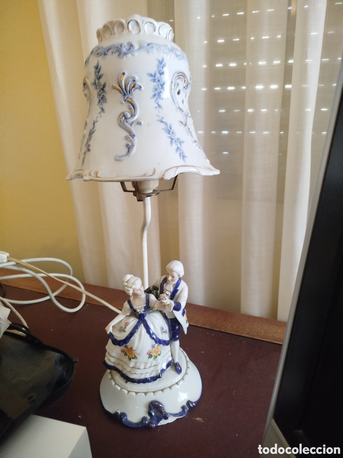 Vintage: L&aacute;mpara porcelana Victoriana