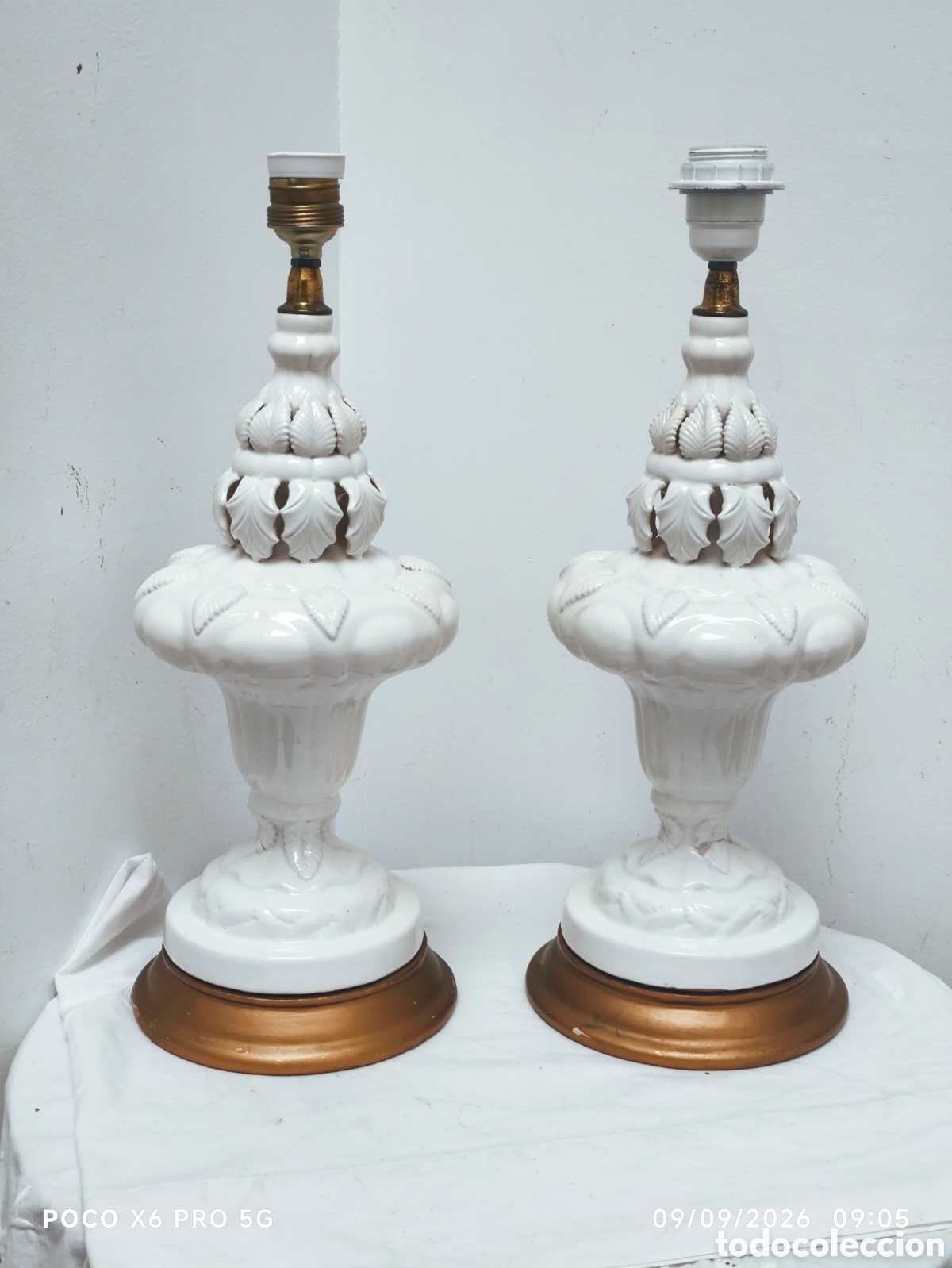 Vintage: En venta exclusiva pareja de l&aacute;mparas de sobremesa vintage estilo Manises, originarias de las d&eacute;cada