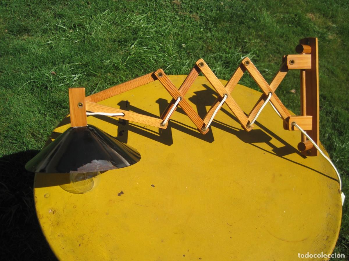 Vintage: L&Aacute;MPARA DE MADERA Y METAL - APLIQUE - FLEXO - A&Ntilde;OS 70